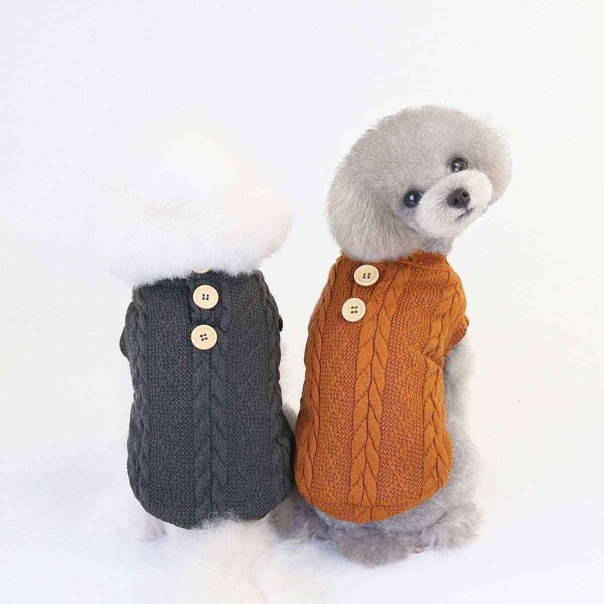 Maglioncino per Cani "Nala" con Bottoni – Eleganza e Comfort per l’Inverno by Dog Moda