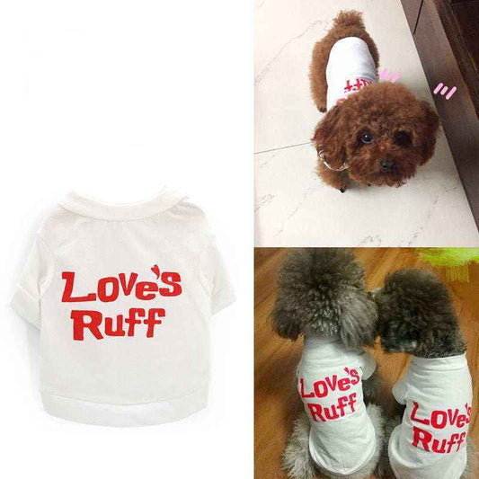 Maglietta Bianca per Cani con Scritta "LOVE'S RUFF" – Comoda e Stilosa by Dog Moda