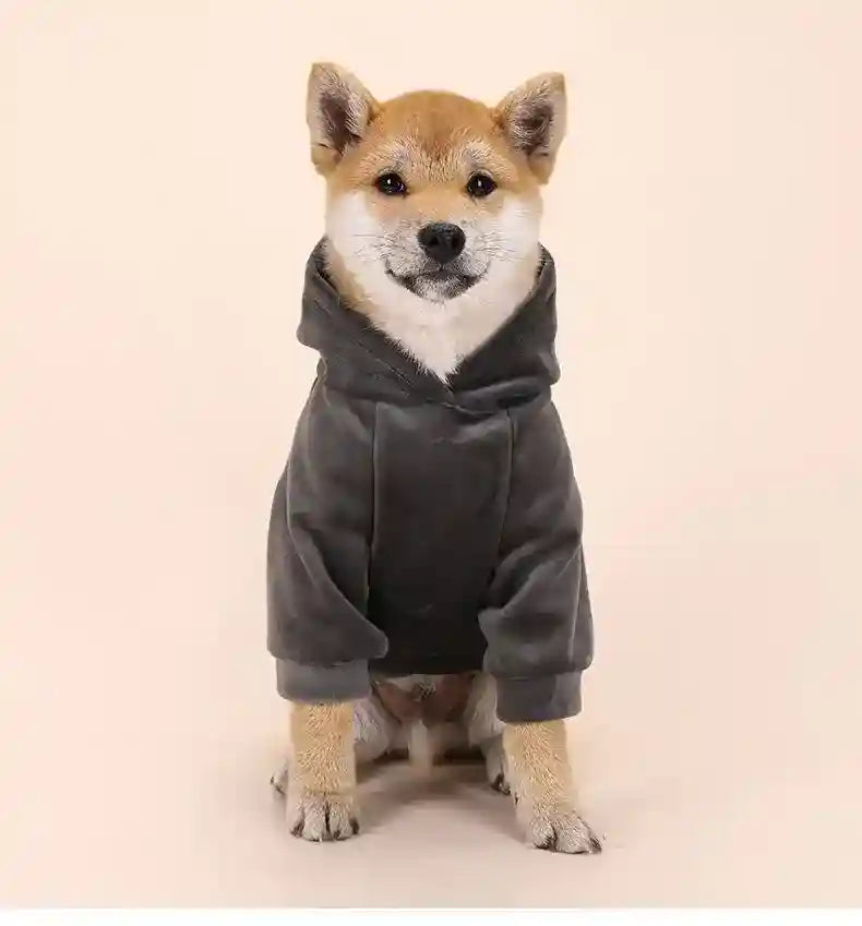 Felpa per cani Akita Inu con cappuccio e pon pon - Calore e Stile per i mesi invernali by Dog Moda