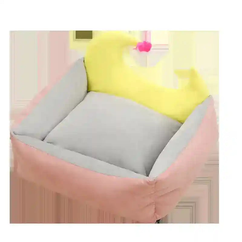 Cuccia per Cani e Gatti "Moon" a Forma di Luna con Sponda e Pon Pon by Dog Moda