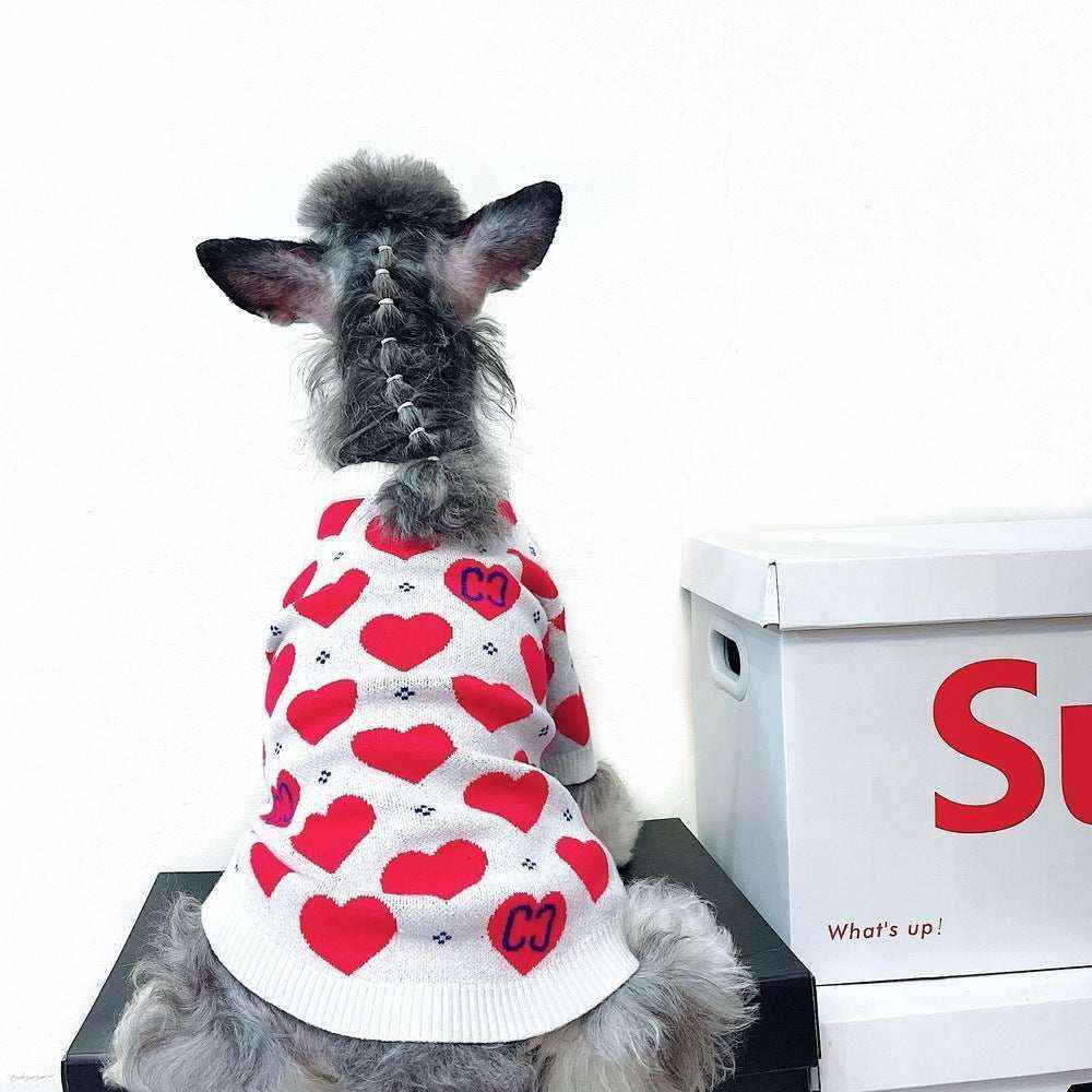 Maglione per Cani "Sable" – Bianco con Cuori Rossi, Morbido e Romantico by Dog Moda