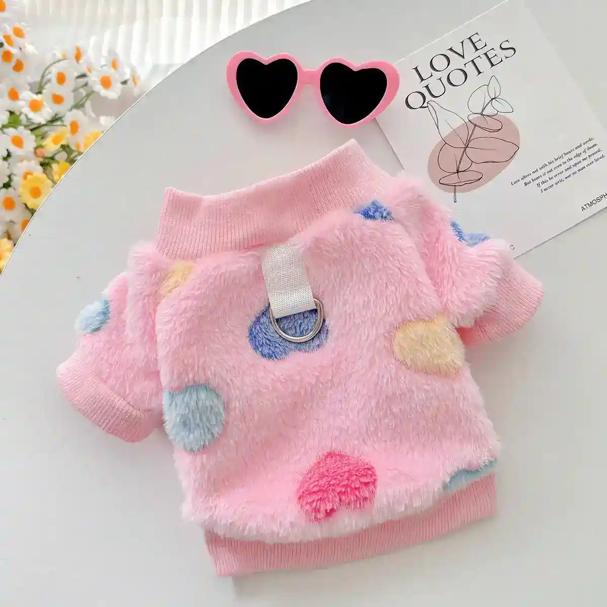 Felpa in pile per cani "Ruby" con fantasia ossetti e zampine | DogModa by Dog Moda