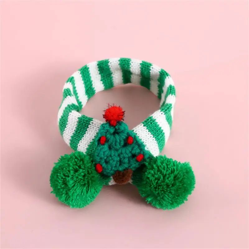 Christmas Knitted Scarf for Dogs and Cats - Adjustable and Soft for Winter