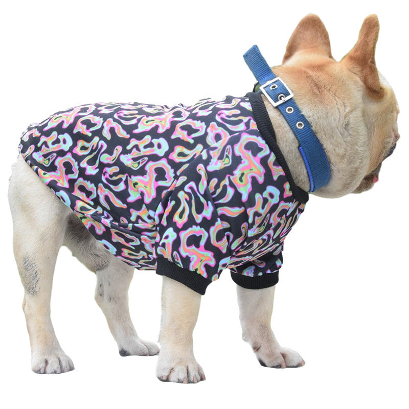 Maglia per cani con decorazione geometrica fluo – Comfort, stile e sicurezza per il tuo cane