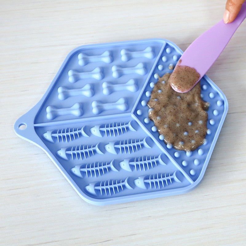 Anti-gulping silicone dog and cat bowl mat