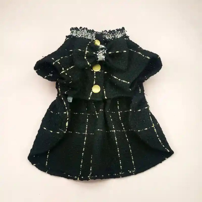 帽子またはリボン付きのエレガントな猫用ドレス