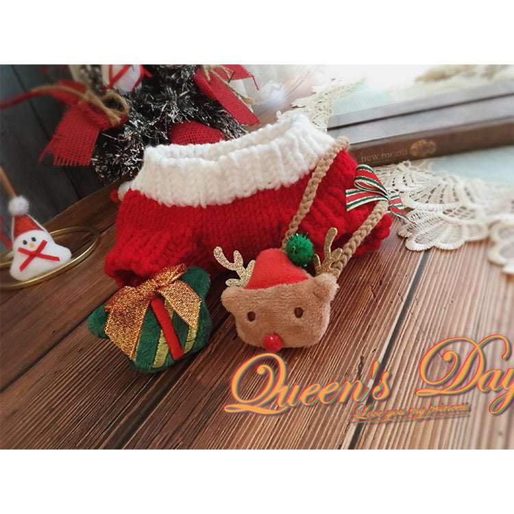 Maglione Natale per Cani Rosso con Renna Ricamata e Colletto Bianco