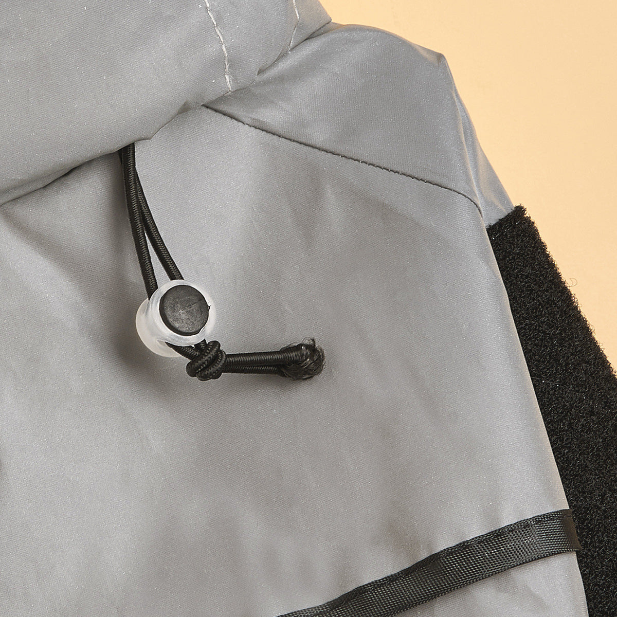 Raincoat for Four-Legged Dogs "Pluto" - Total Protection from Rain and Wind