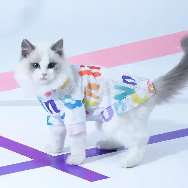 犬用カラフルレターブレスレットメッシュシャツ - 軽量