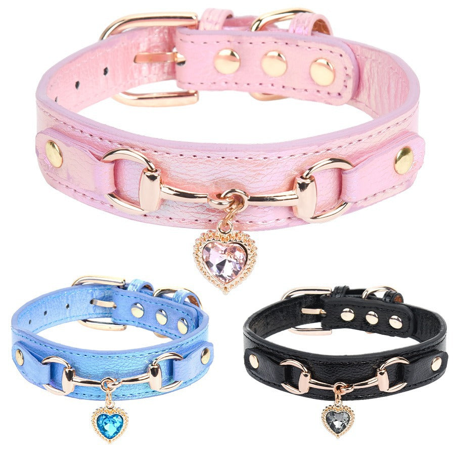 Queen Leather Collar with Heart and Zircons for Dogs and Cats