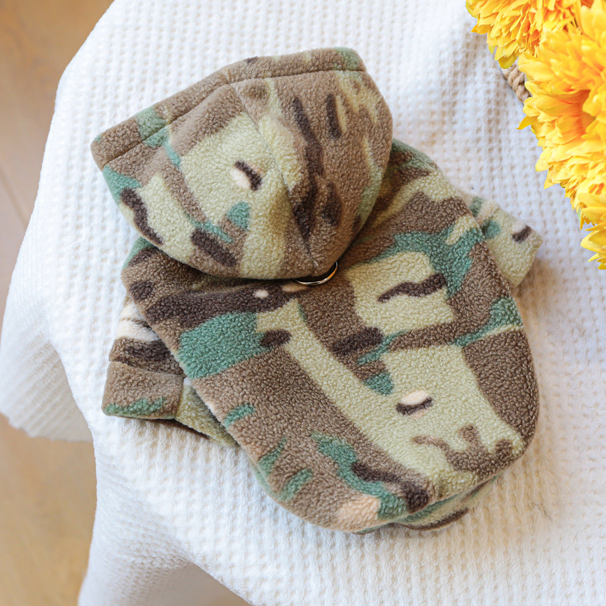 Vestito per Cani Camouflage con Cappuccio | Giacca Cane Militare