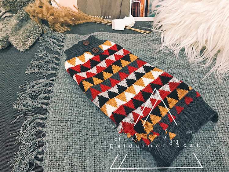 "SIA" Cat Sweater – Soft, Warm and Stylish!
