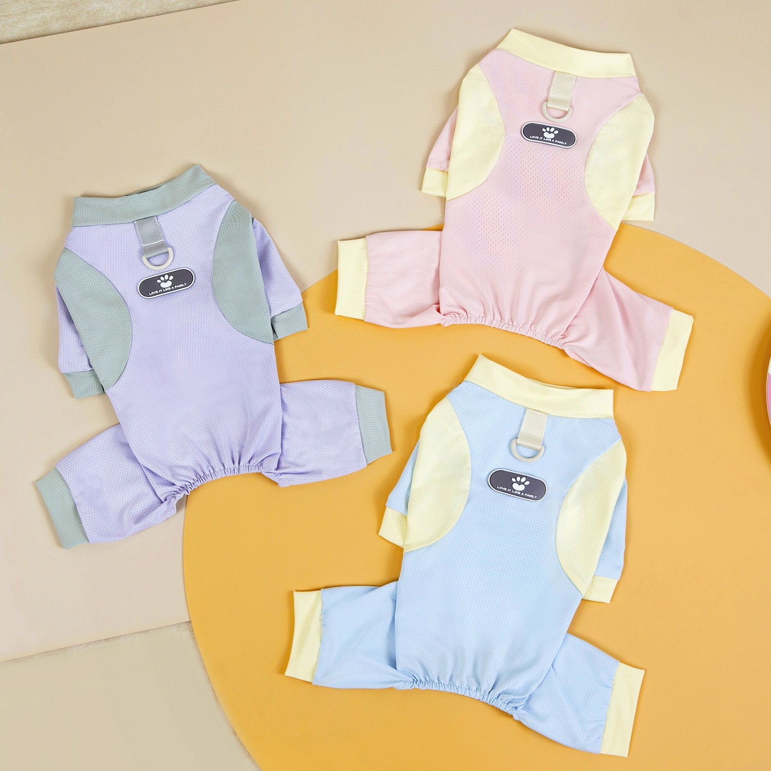 Combinaison pour chiens 4 pattes en soie glacée respirante avec laisse