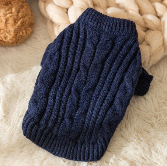 Hund- och katttröja med flätmönster i cable knit