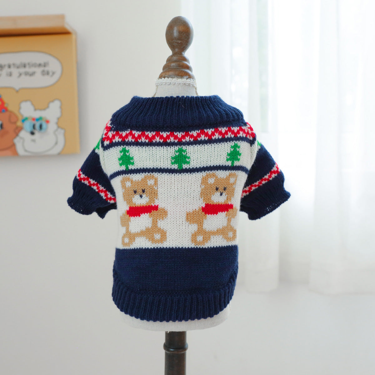 Pull pour chiens brodé - motifs ours, cactus et basketball