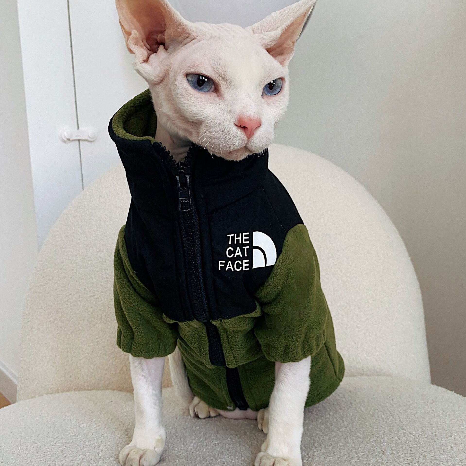 "The CAT Face" Cat Fleece Sweatshirt - Sporty and Warm with Zip