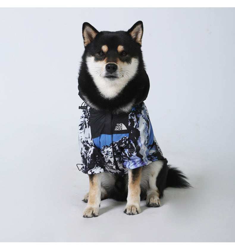 Impermeabile per cani con cappuccio "The Dog Face" – Protezione, comfort e stile per ogni passeggiata