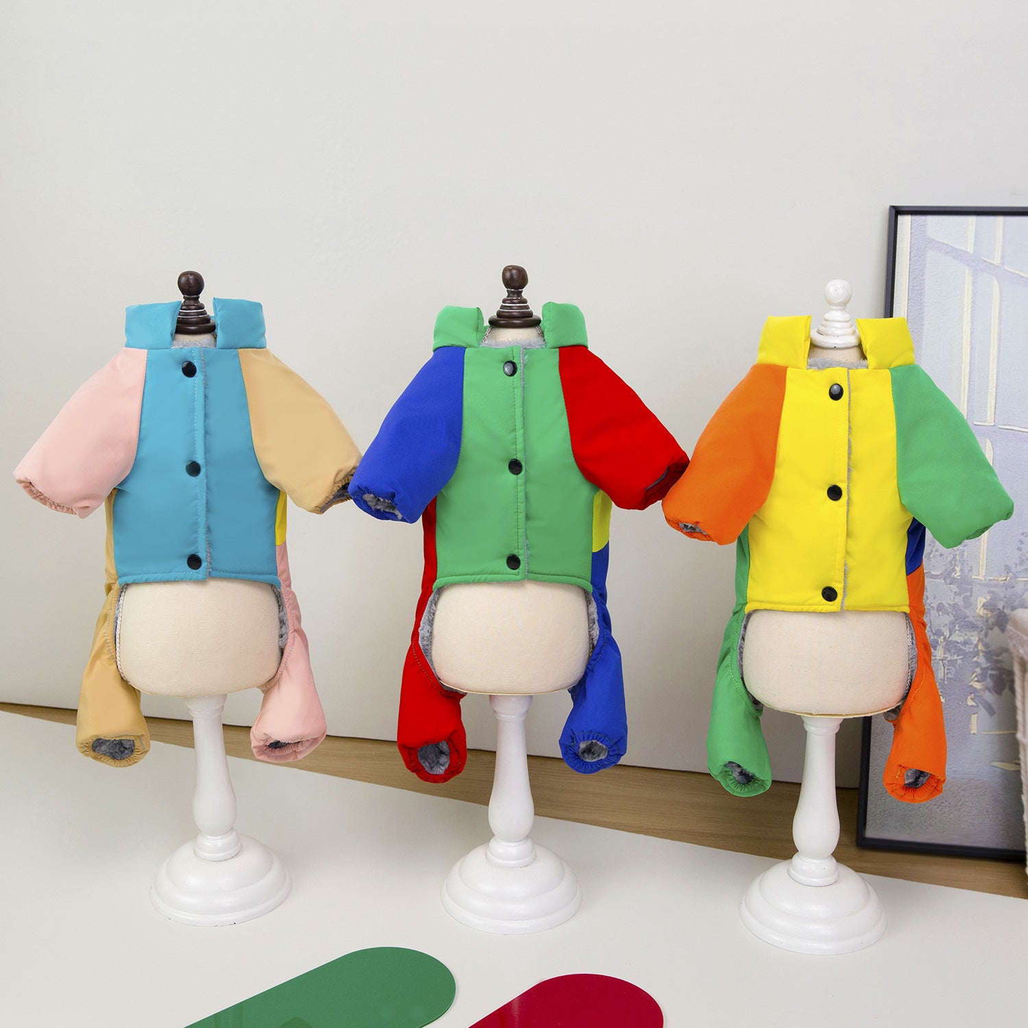 Abrigo impermeable para perros con patas - Rainbow