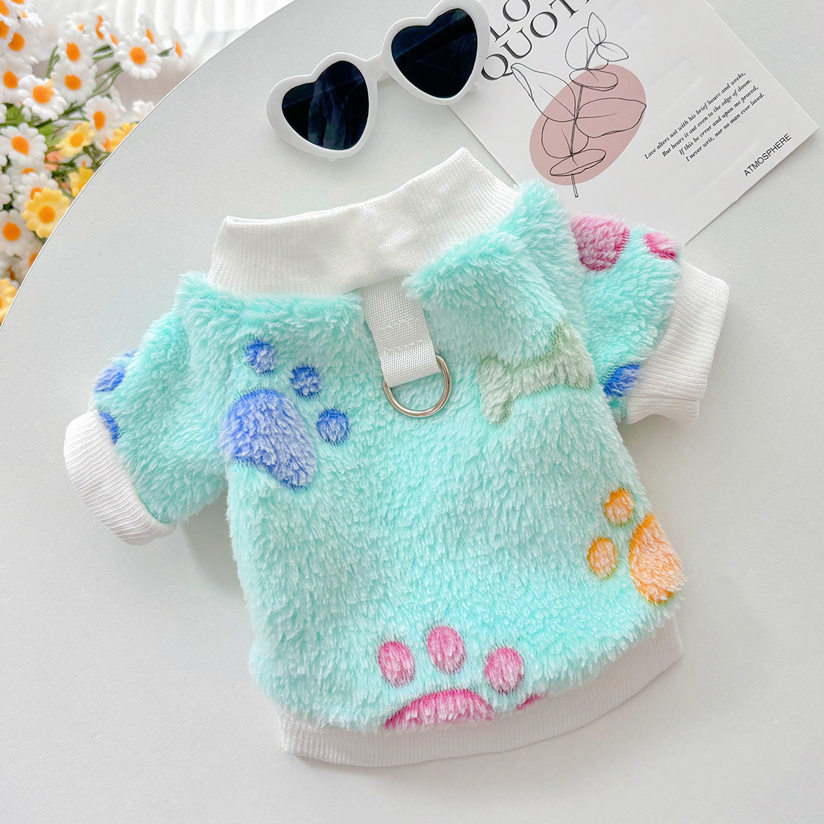 Fleece sweatshirt for dogs "Ruby" with little bones and paws pattern | DogModa