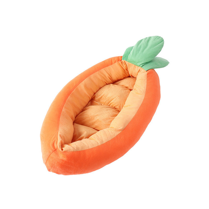 Carrot-shaped dog and cat bed "Bunny"