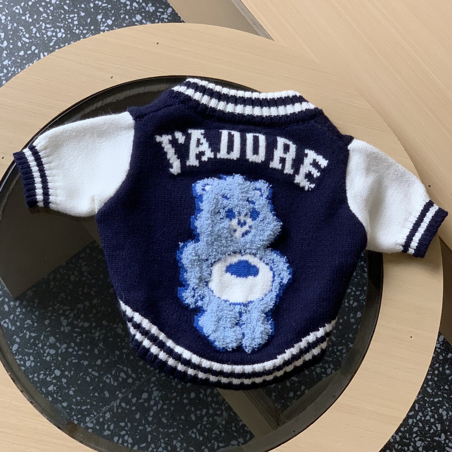 Cappotto per Bulldog "J'adore" – Stile e Comfort per il Tuo Amico a Quattro Zampe!