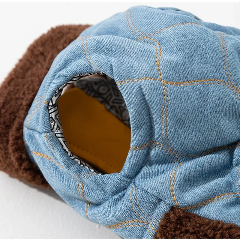 Jeansmantel für Hunde – Ärmellos, blau, mit Reißverschluss hinten