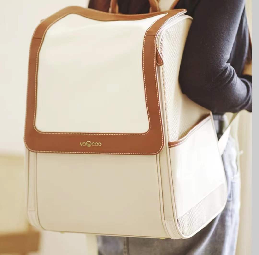 Trasportino Lusso VocoO per Cani e Gatti - Ecopelle Bianca e Zainetto