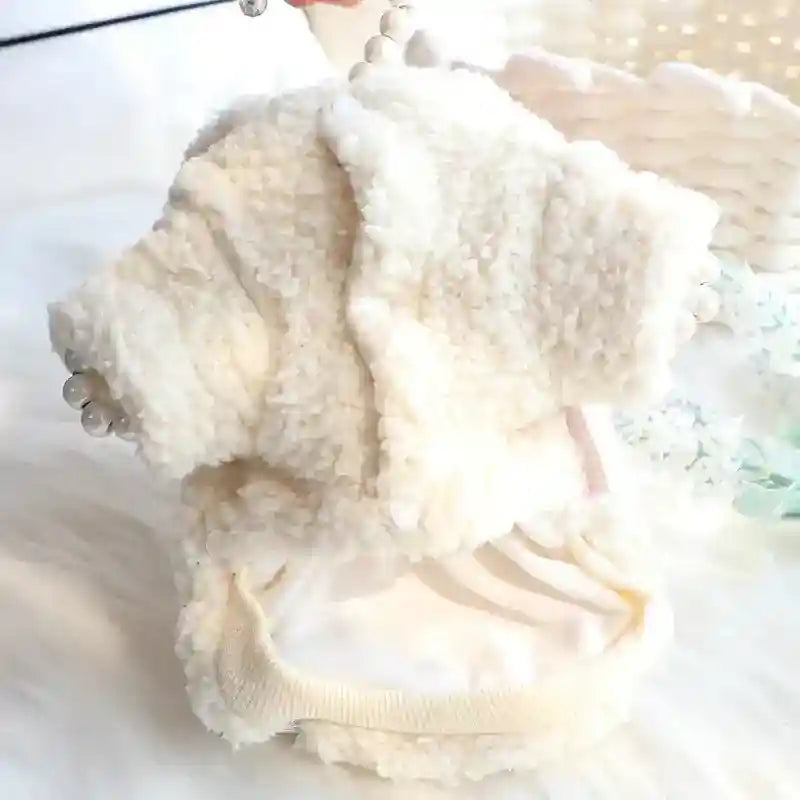 Abrigo Gilda de forro polar de cordero acolchado con capucha