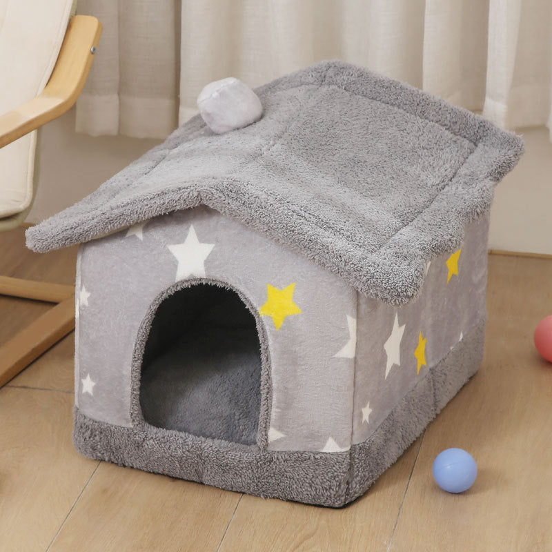 Hunde- und Katzenhaus „Hänsel und Gretel“ – Komfort und märchenhaftes Design für Ihre Vierbeiner