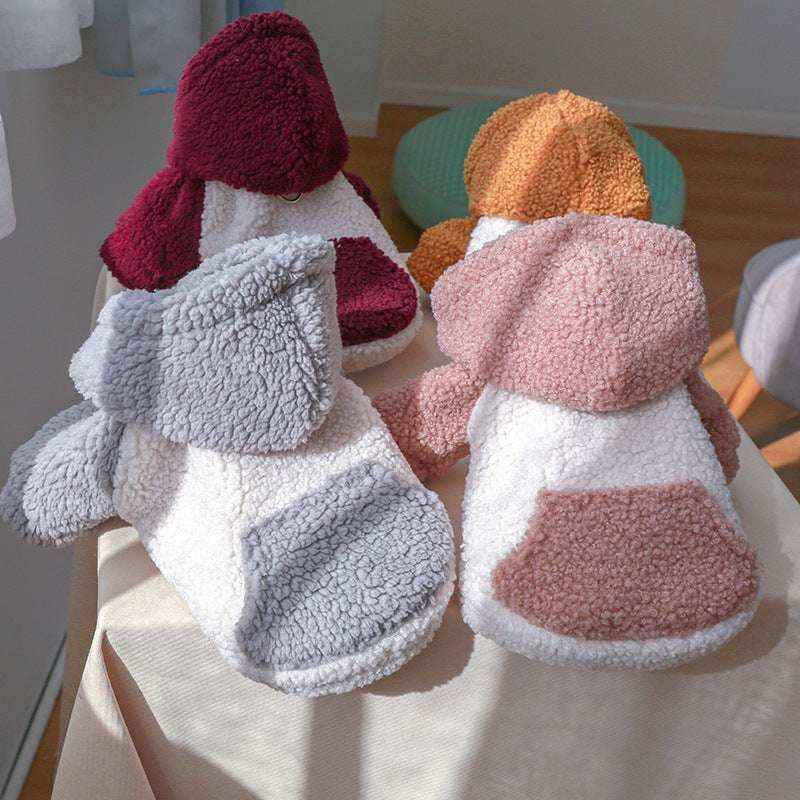 Cappotto per cani “Lamb” con cappuccio in pelo d’agnello