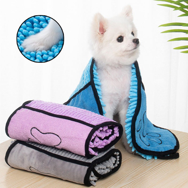 Microfiber Dog and Cat Towel with Double Pocket - Quick Drying and Comfort for Your Four-Legged Friend