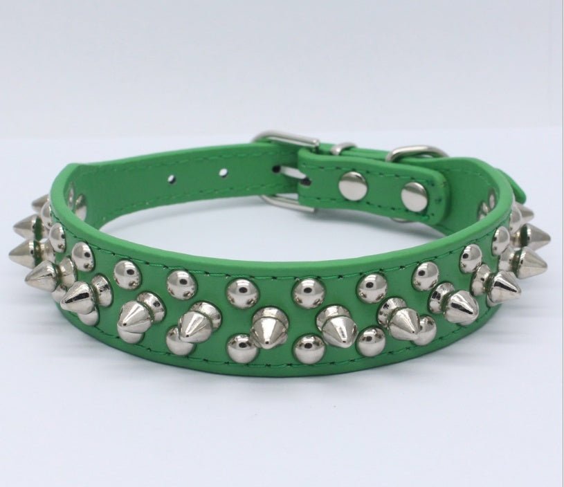 Collare per cani in pelle con borchie a punta "BlackBull" - Dog Moda