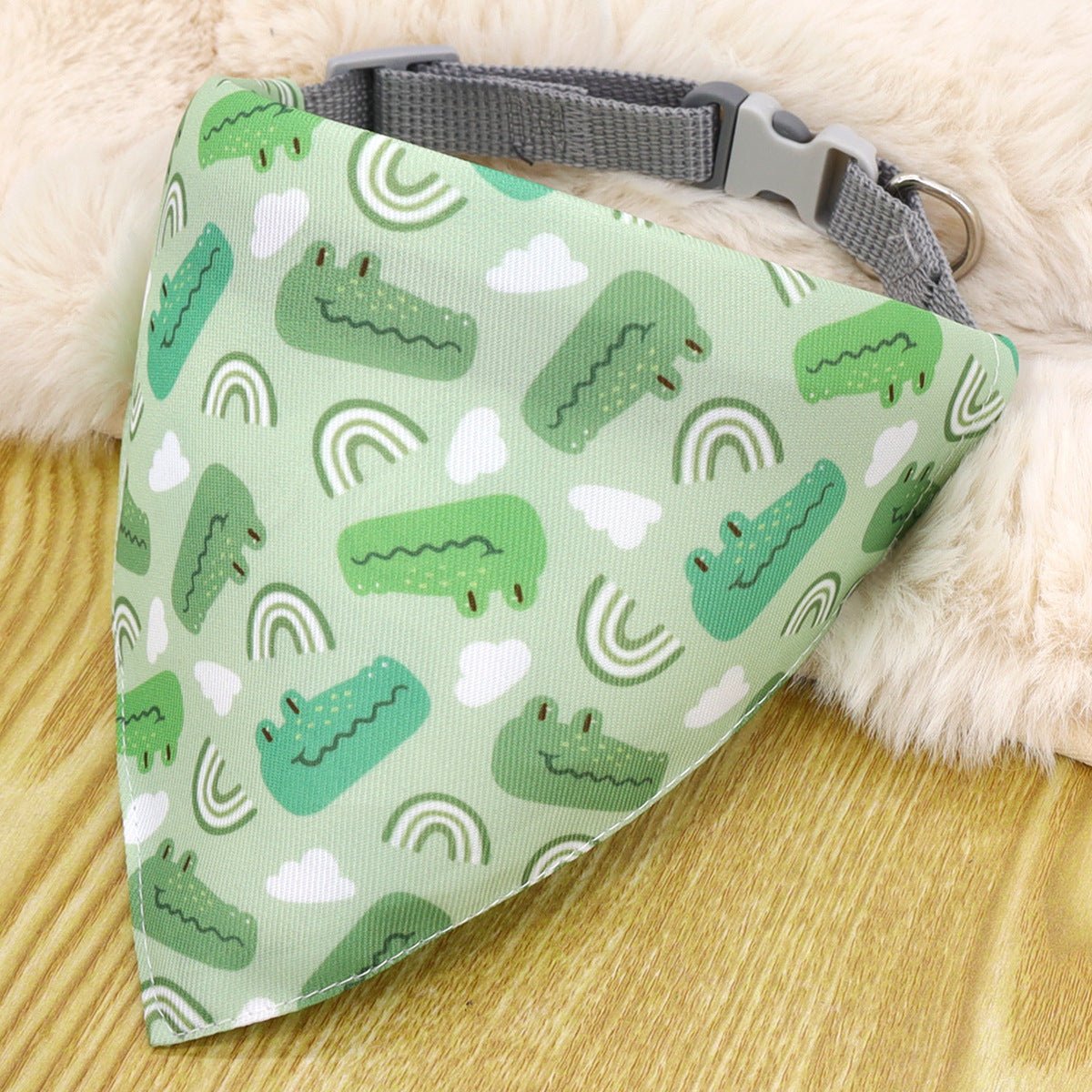 Colori in Movimento: Bandana per Cani con Collare Nylon - Dog Moda