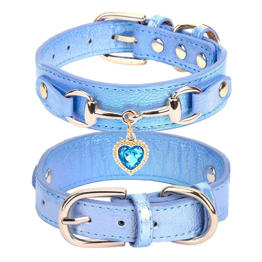Queen Leather Collar with Heart and Zircons for Dogs and Cats