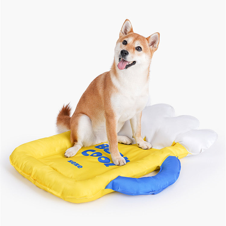 Waterproof Dog Cooling Mat "Cheers!"