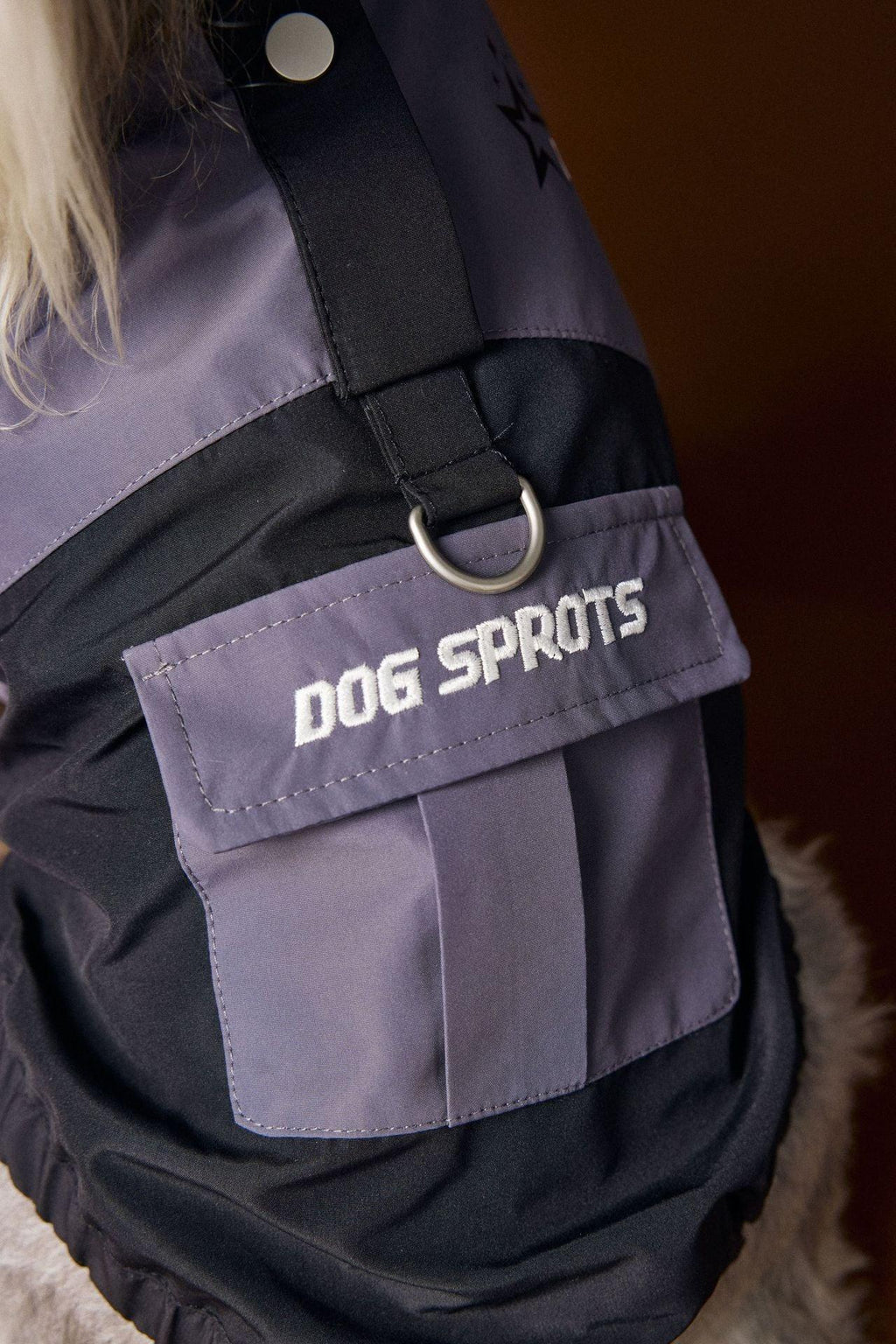 DOG SPORTS Hunde-Regenmantel mit Tasche und Reißverschluss