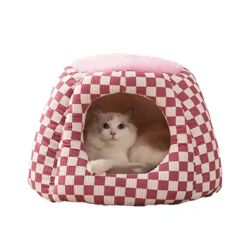 Igloo Cat House - Closed in Checkered Pattern with Cushion