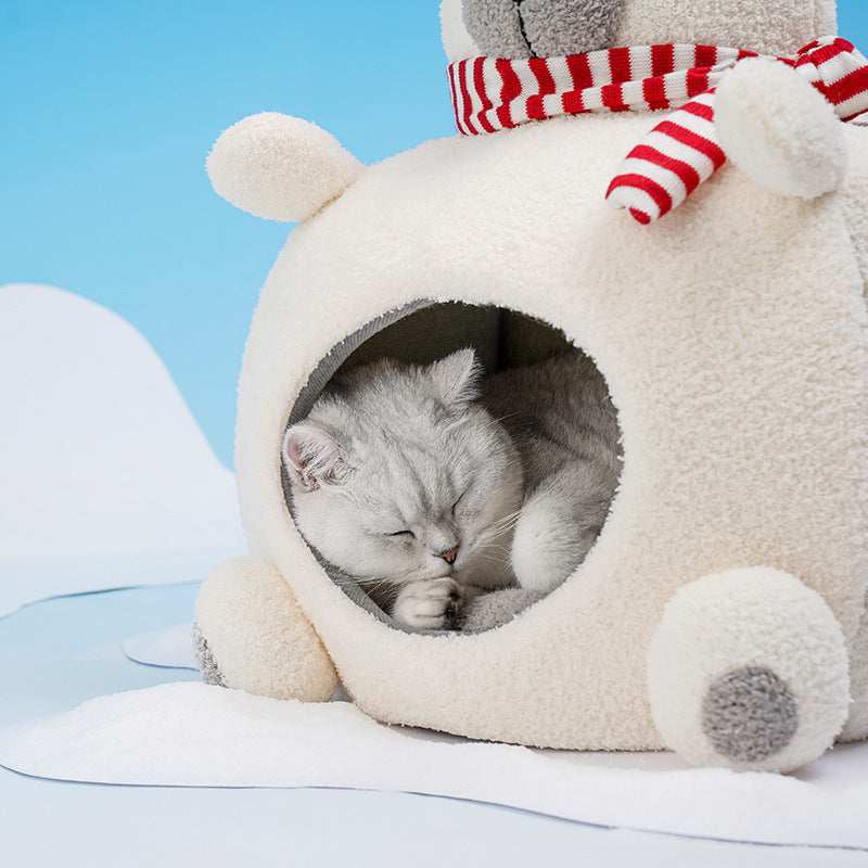 Cuccia per Gatti a Forma di Orsetto Bianco con Sciarpa e Cappello