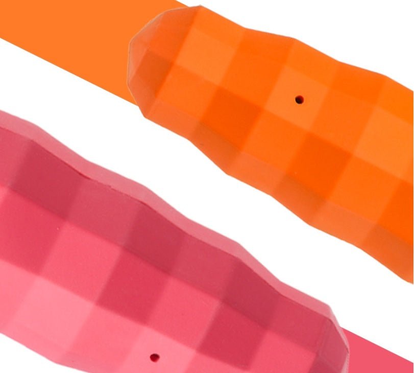 Gioco masticabile per cani carota con fischietto e ciuffo in tessuto - Dog Moda